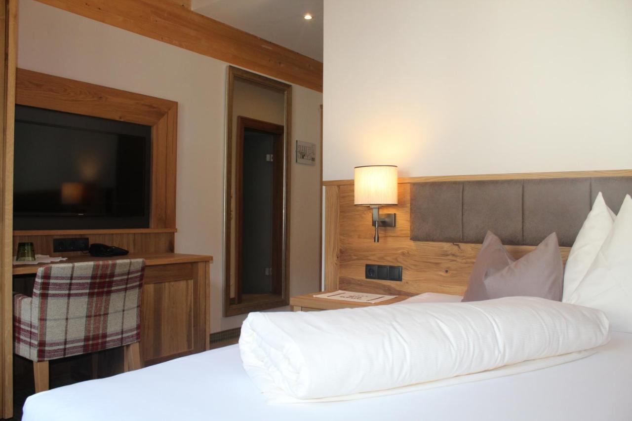 Hotel Gloeckner Und Hotel Residenz Gloeckner Mathon المظهر الخارجي الصورة